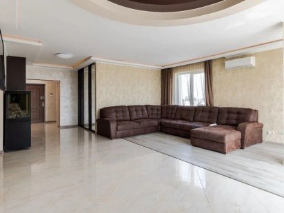 Оренда квартири під комерцію Львов