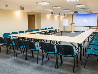 Оренда конференц-залу в Києві (40 осіб). м. Бориспільська (5 хв.) Киев