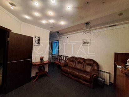 Оренда окремої будівлі на Печерську 250квм з індивідуальним опаленням Київ