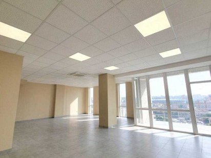 Сдам  в аренду шикарный  светлый офис 126 м2 центр ул. Мечникова 19 Дніпро