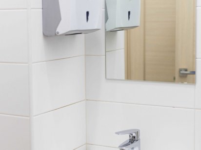 Сдам в аренду офис общей S1230 м.кв. ст.м. Дорогожичи Київ