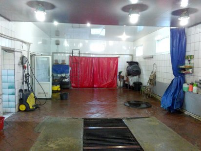 Сдам в аренду оборудованный бокс автомойки с пунктом шиномонтажа. Харьков