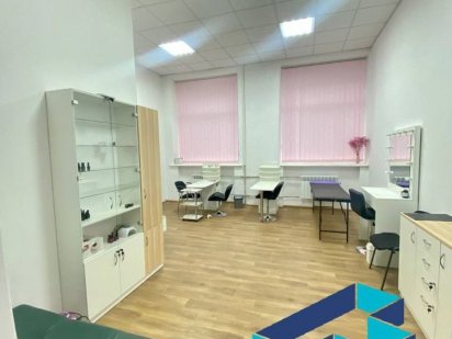 Сдам офис в 3 минутах от метро Площадь конституции Харків