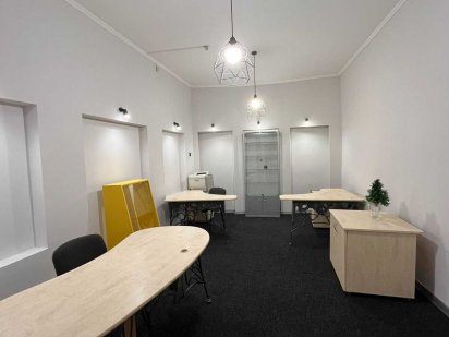 Оренда приміщення 38м початок вул.Зеленої. Власник Львів