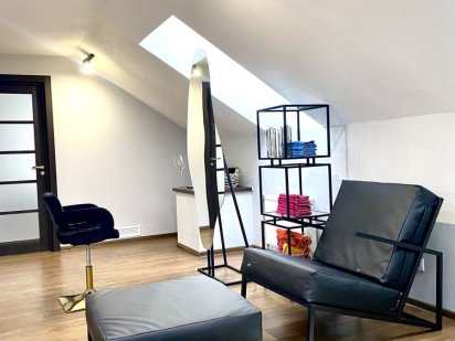 Оренда робочого місця перукар майстер манікюра Київ