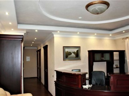 Оренда офісного приміщення 194 м. кв., вул. Либідська 1в Киев