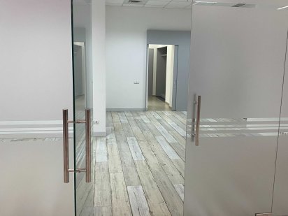 Торгове приміщення 60м2 в БЦ Леонардо Київ