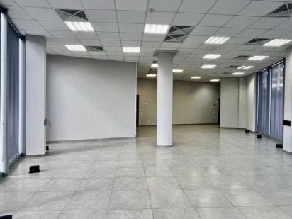 Сдам офис 2этажный в центре города Дніпро