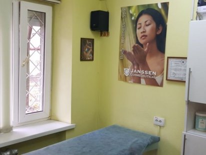 Сдам в аренду место парикмахера, кабинет массажиста. Харків