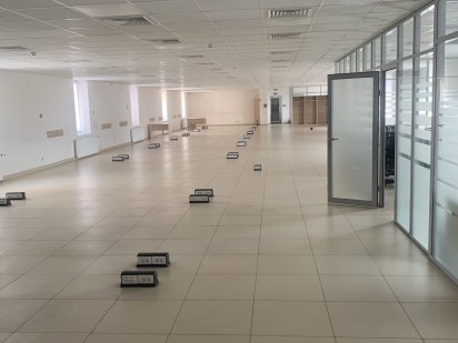 Оренда офісу 500,1000 м² вул. Луганська Львов