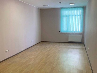 Сдам офис возле метро 20м.кв без комиссии Харків