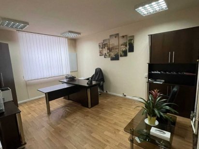 Терміново! Оренда  офісу  у ближньому центрі 16 000 грн / 90 м2 ! Львів