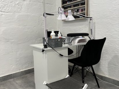 Место мастера маникюра Одеса