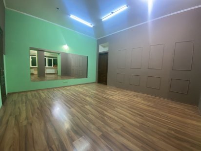 Сдам зал помещение долгосрочно