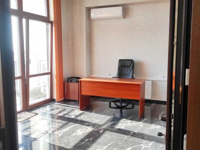 Сдам офис 106 м2. Греческая площадь. 7 этаж. Одеса