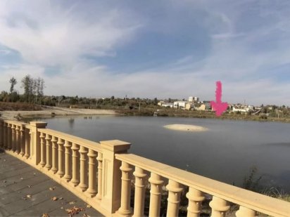 Ділянка біля парку