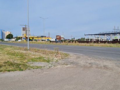 Бровари окружна дорога ділянка з комунікаціями вздовж ділянки