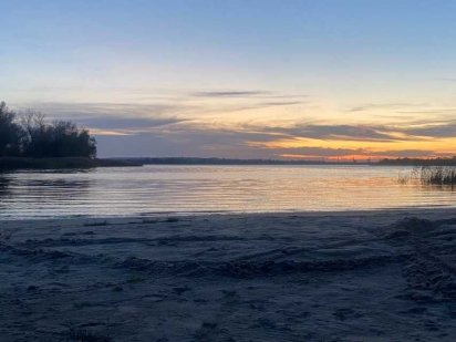 Продаж /Дві зем. ділянки під інд. будівництво; садівництво/передмістя Кременчуг