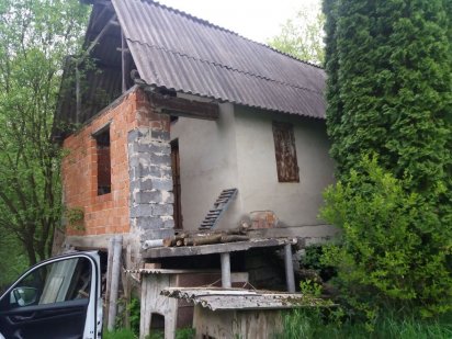 Продам дачну ділянку з недобудованим будинком Ивано-Франковск