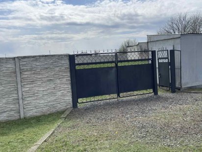 Участок 0,18 га , огражденный , конечная остановка троллейбуса ГРЛ Полтава