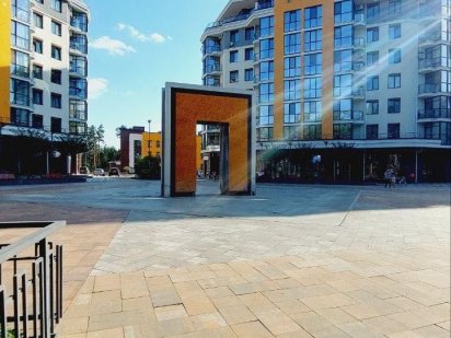 Топова ділянка, фасад, Варшавська траса