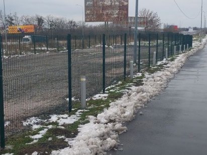 Продаж або оренда ділянки  біля МЕТРО, траса Київ - Харків Полтава