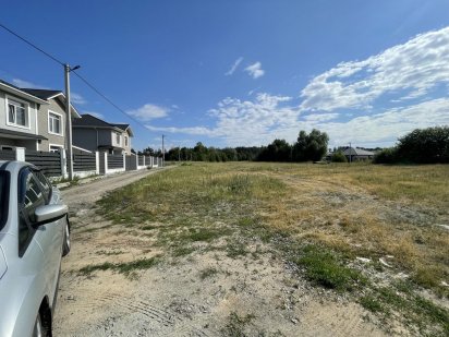 Ділянка 13 соток в Бучі, кутова