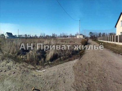 Рівна земельна ділянка під забудову в Яру Полтава