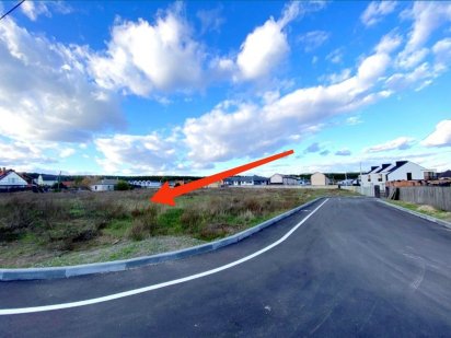 14соток кутова ділянка з підключеною електрикю,газ, каналізація центра Ирпень