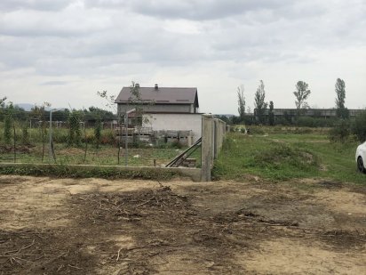 Ділянка на початку Садового р-на за Ріо-базою Ужгород