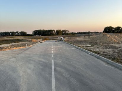 Ділянки в Рівному. Масив Гармонія. Міські комунікаціі. Ровно