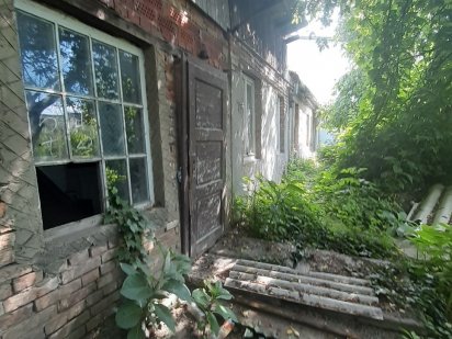 Земельна ділянка біля Ужгородського замку 3сот. "Корятовича"