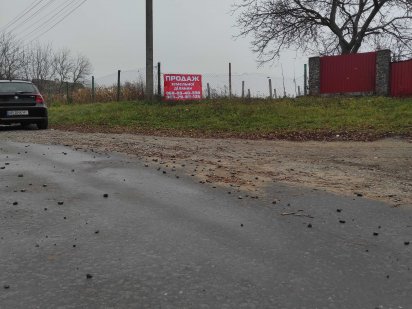 Продаж ділянки з виглядом на озеро. Винница