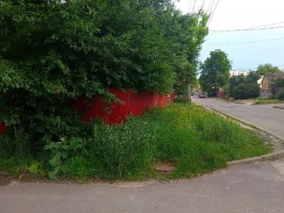 Продаж земельної ділянки під житлову забудову в районі Слов’янка