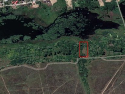 Продається участок з виходом на Вишеньске озеро