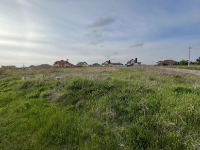 Продаж ділянок на Щасливому Рівне