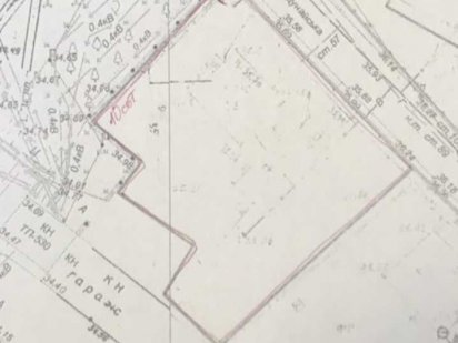 Земельна ділянка у центрі Набережної