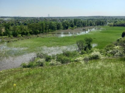 Продам землю под дачу 2000$ за 6 соток