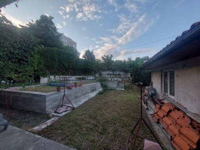 Продам ділянку в центрі, під забудову, всі комунікації. БЕЗ КОМІСІЇ! Винница