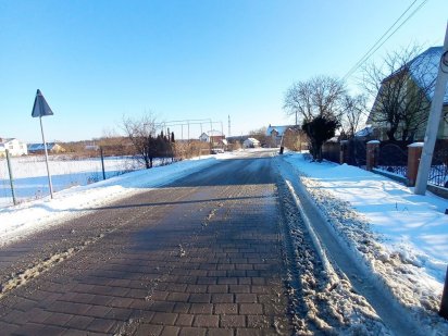 Земельна ділянка з комунікаціями. Будинок. Пасіки-Зубрицькі (Зубра) Львів