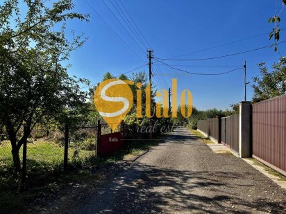 Ділянка перша лінія від озера, 9 соток, Осокорки, метро Славутич 2 км Киев