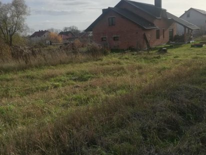 Земельна ділянка