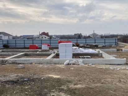 Участок с фундаментом. Миколаїв
