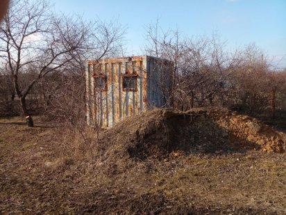 Дача (участок)возле аэропорта . С домиком - контейнером 5 тонн . Дніпро