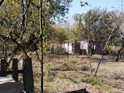 Дачна ділянка біля річки Дніпро