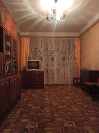 Срочная продажа  трёхкомнатной квартиры по улице Никопольская - фото 1