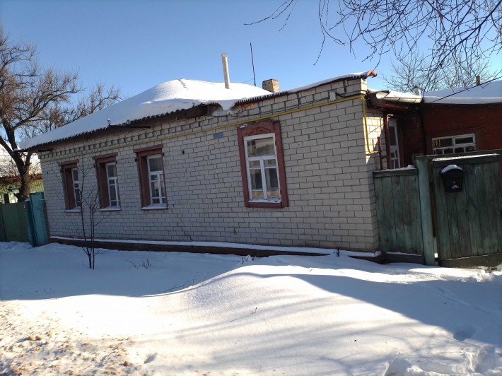 Продам половину будинку по вул.Березанська недалеко від міськлікарні - фото 1