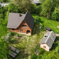 Триповерховий мансардний будинок в Яремче 240 м² Яремче