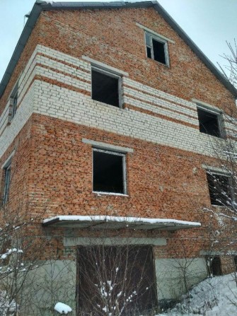 Будинок недобудова (коробка), с. Гаї Шевченківські + 10 соток землі - фото 1