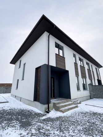 Продам Котедж з частковим ремонтом на масиві Макарові - фото 1